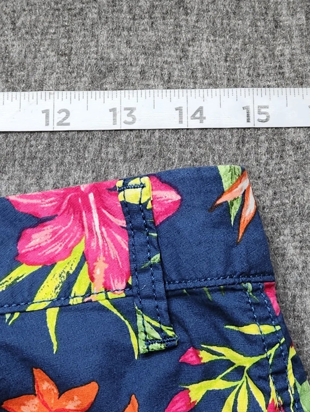 Style & Co Shorts‎ Womens 4 Tropical Floral Navy Stretch Summer Casual